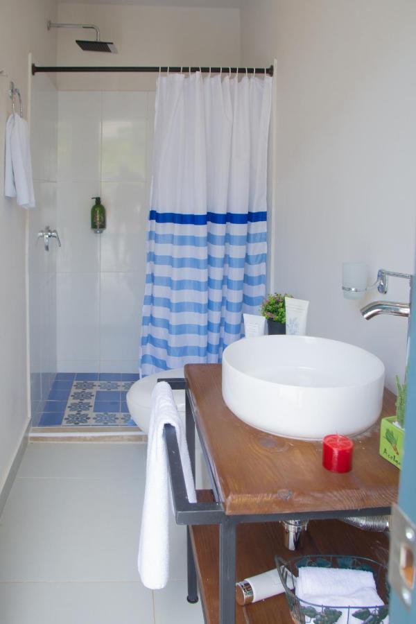 Twin Room,1286570350:JPEG