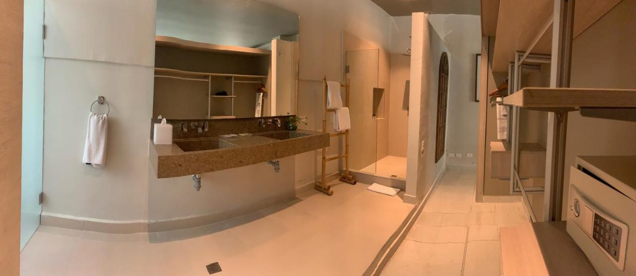 King Suite,1305666715:JPEG