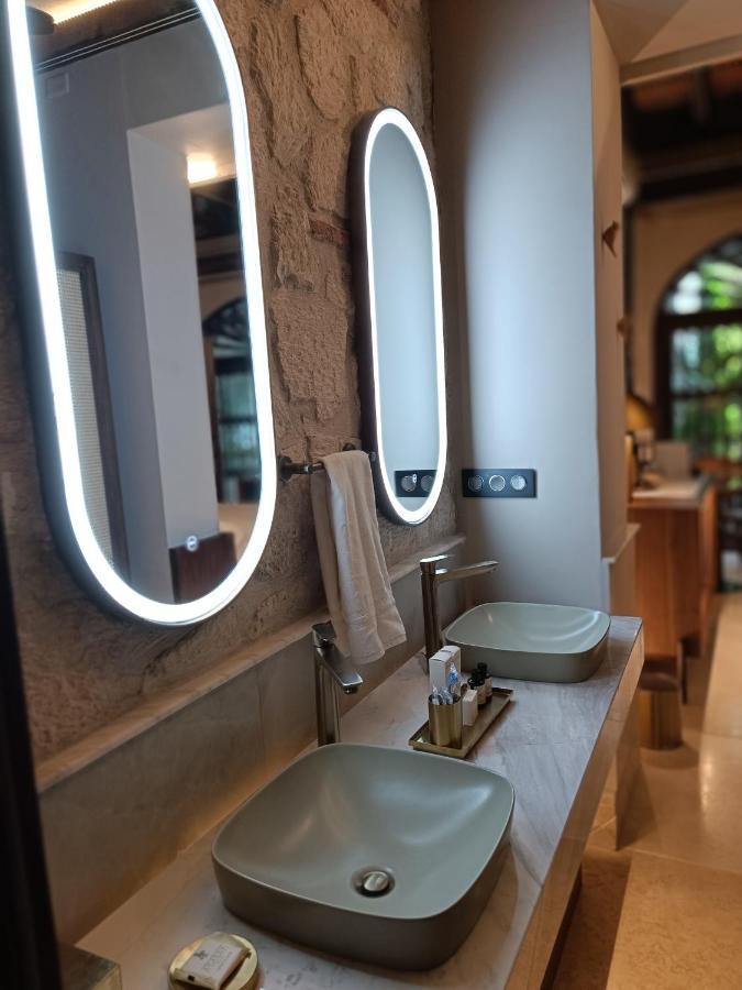 Deluxe Room,1318598086:JPEG