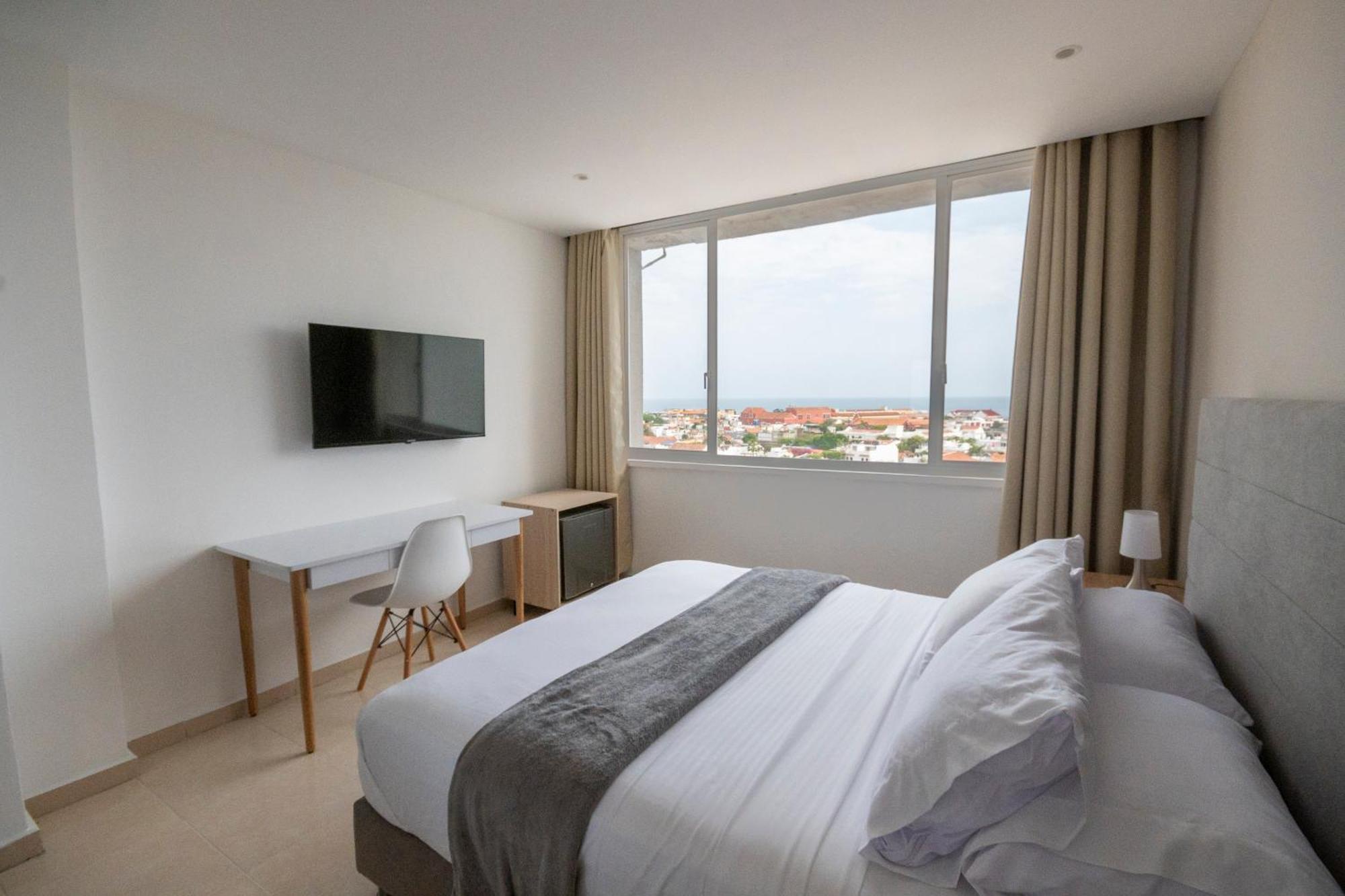 Deluxe Room,1603736640:JPEG