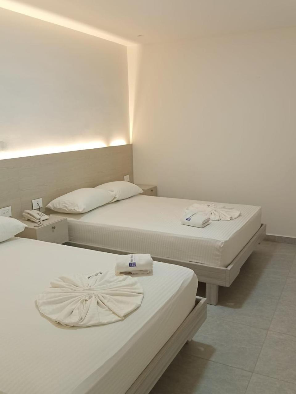 Family Room,1630903506:JPEG