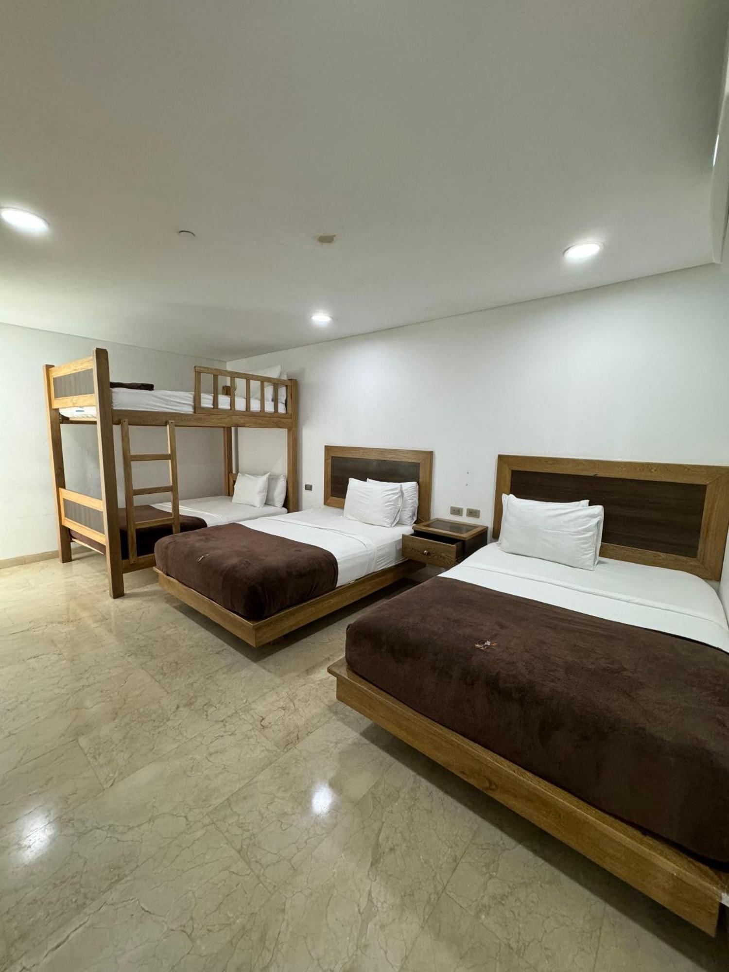 Habitación Familiar con balcón