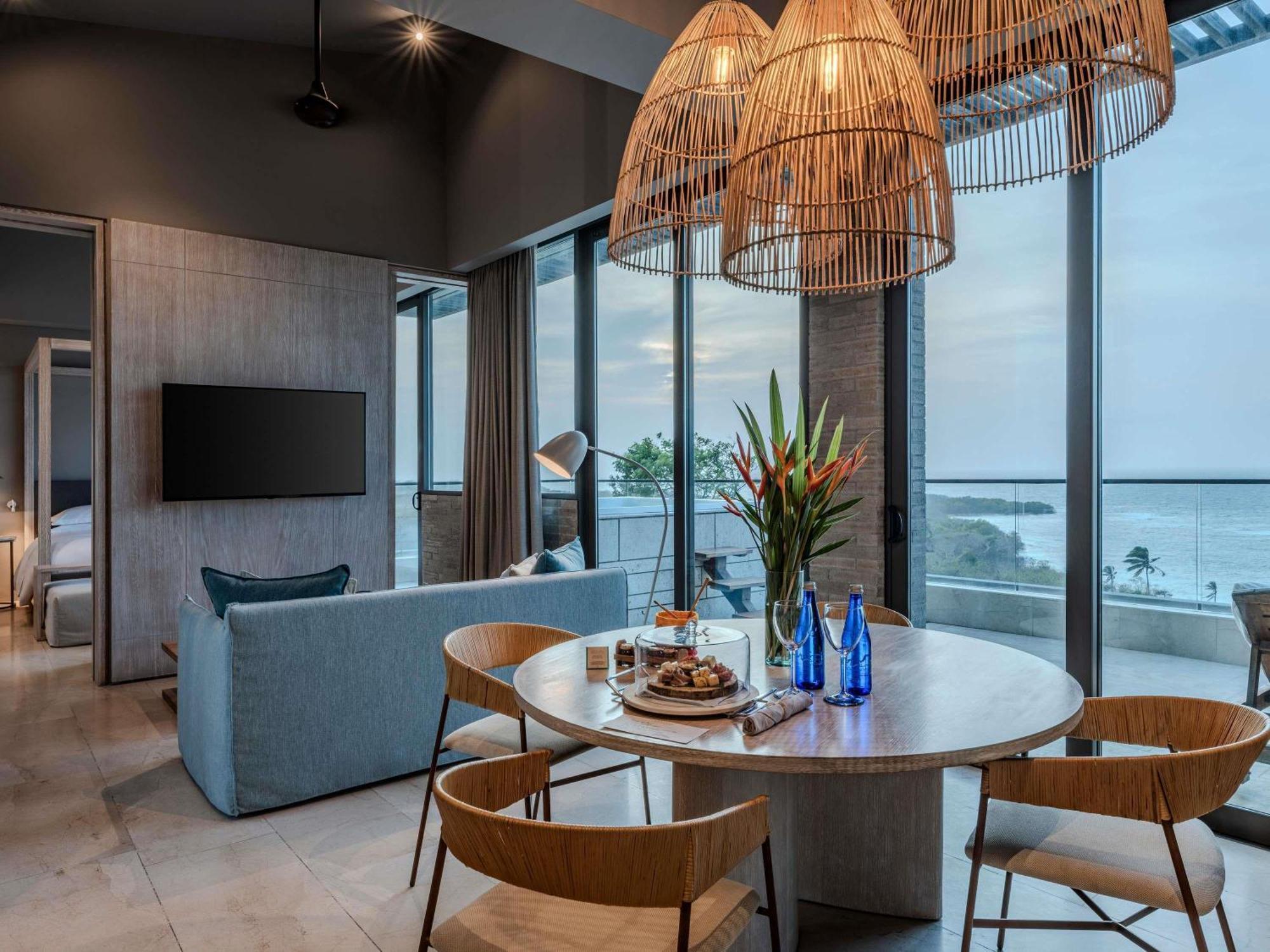 Two-Bedroom Caribbean Family Penthouse with Two King Beds and Ocean View,1718516643:JPEG