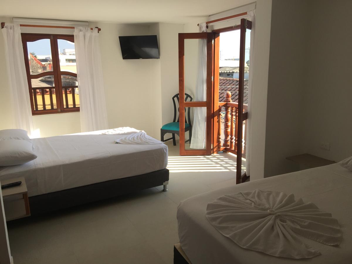 Habitación Triple con balcón