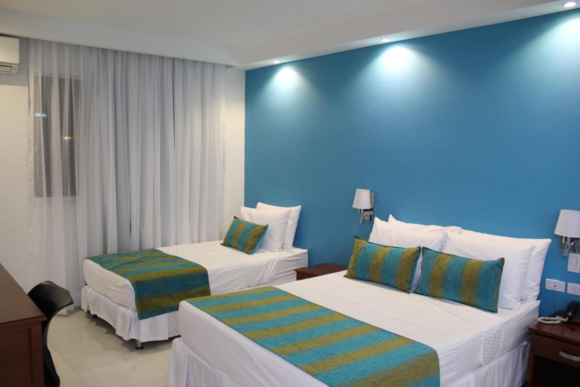 Quadruple Room,1441905667:JPEG