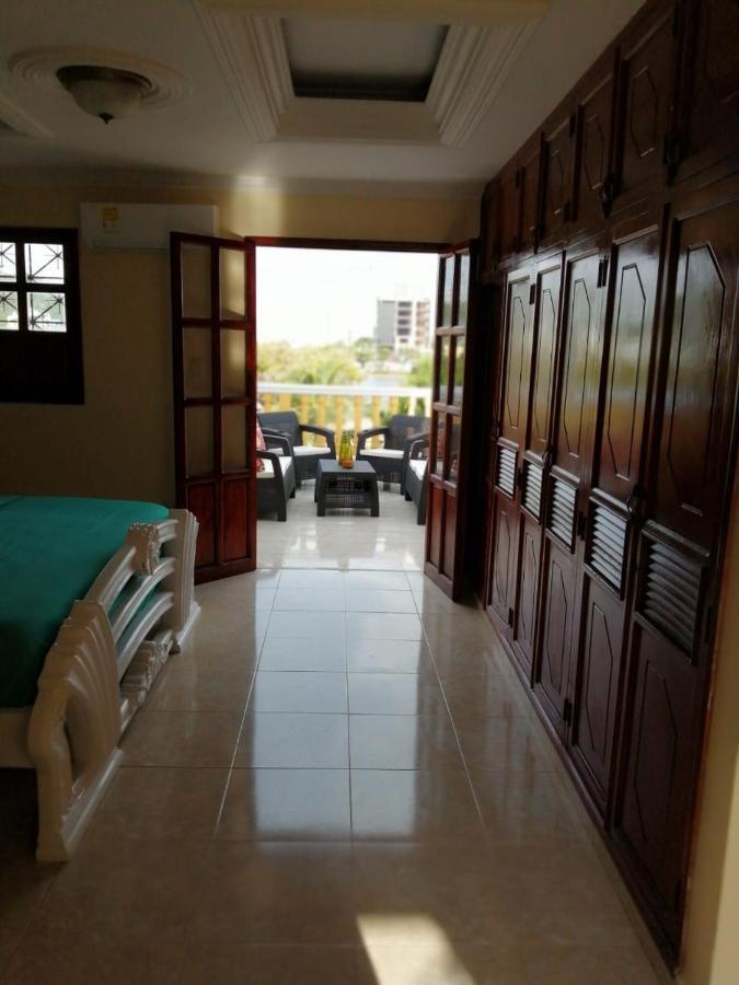 Suite with City View,954256612:JPEG