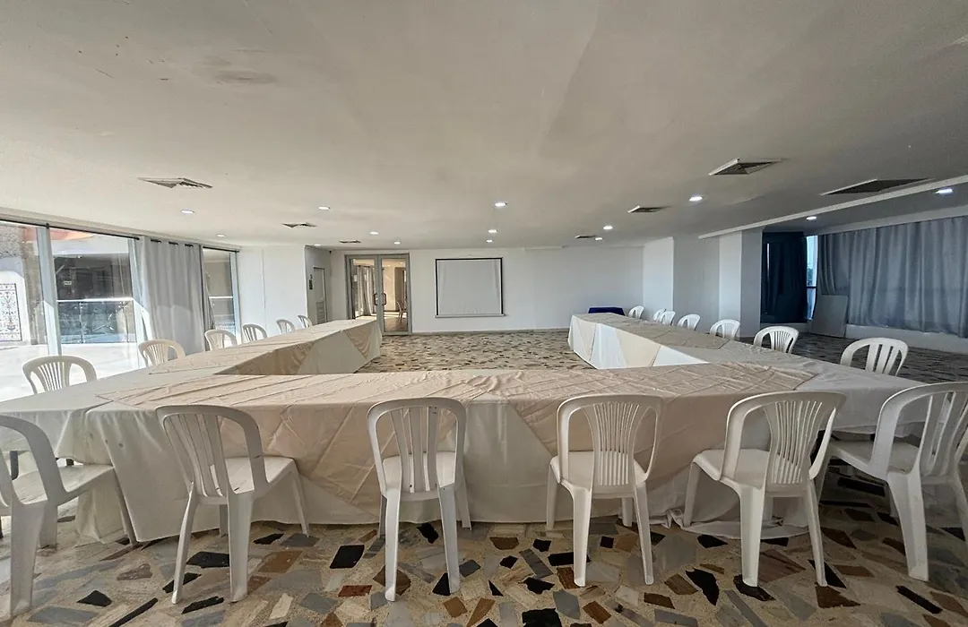 Hotel Costa Del Sol-1