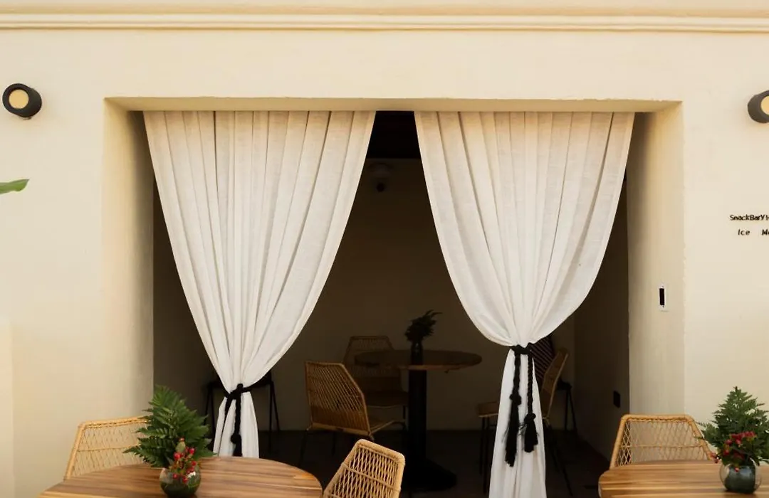 Privado Designer Boutique Hotel-1