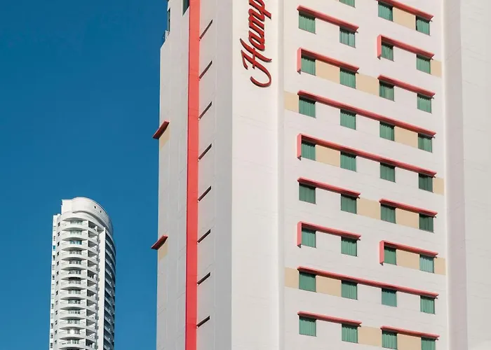 Hotel Hampton By Hilton Cartagena