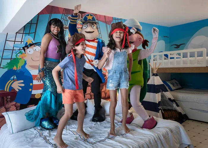 Hotel Las Americas Casa de Playa Cartagena