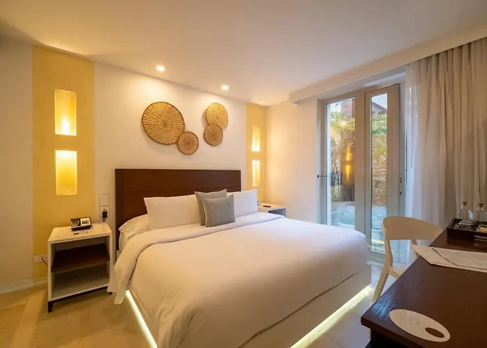 Nacar Hotel Cartagena, Curio Collection By Hilton