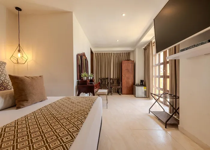 Hotel Dorado Plaza Calle del Arsenal Cartagena